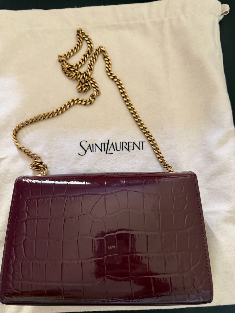 Yves Saint Laurent New Kate Burgundy Patent Croc-Embossed Leather Chain NWT - Picture 7 of 8